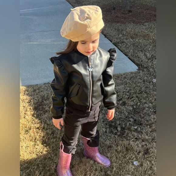 Handmade Unisex Camel Beret hat for Kids - Picture 5 of 7